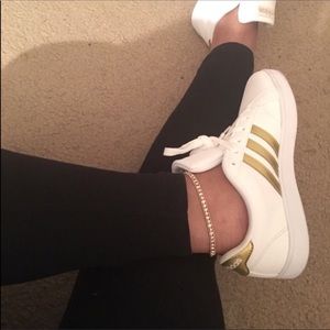 Adidas gym shoes white & gold